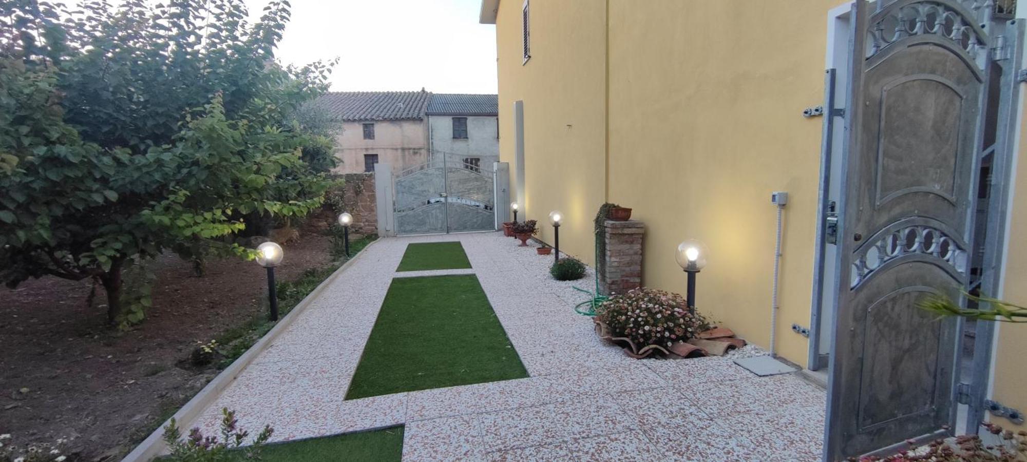 Casa Vacanze Il Giardino Villamassargia Exterior photo