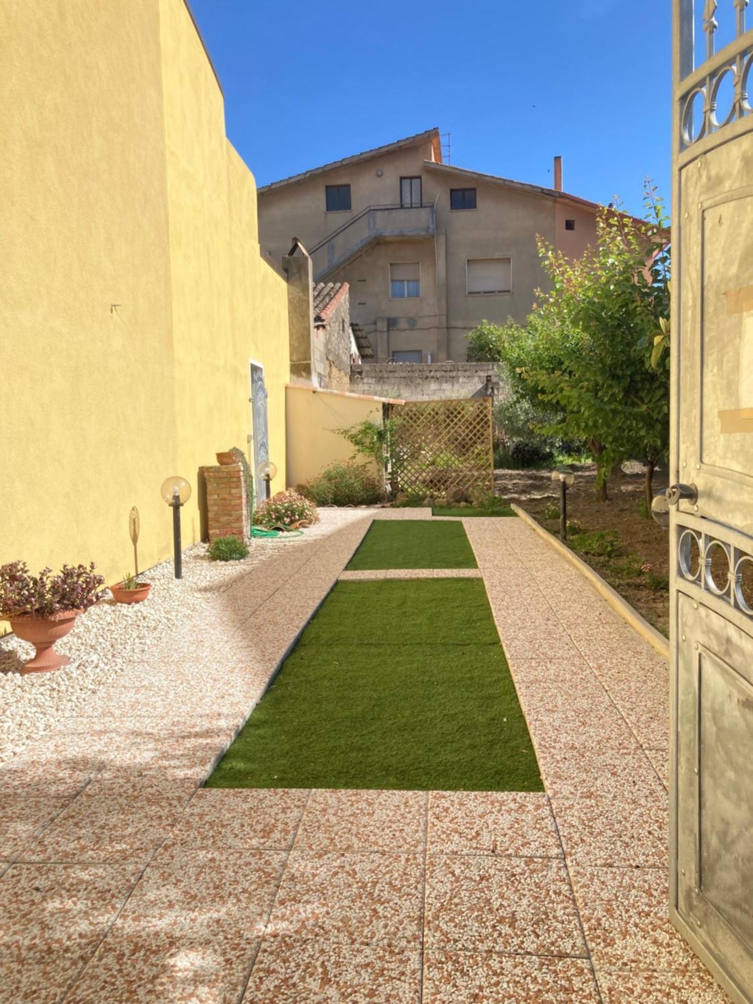 Casa Vacanze Il Giardino Villamassargia Exterior photo